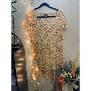 yellow floral dress || M